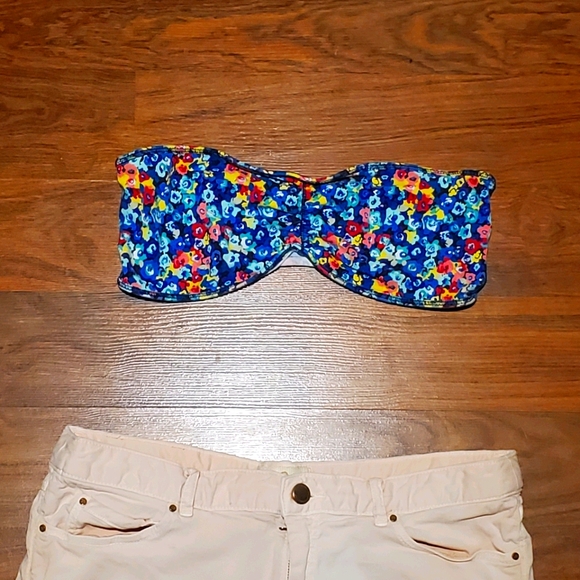 FREE w/ Purchase over $25 - Picture 1 of 2